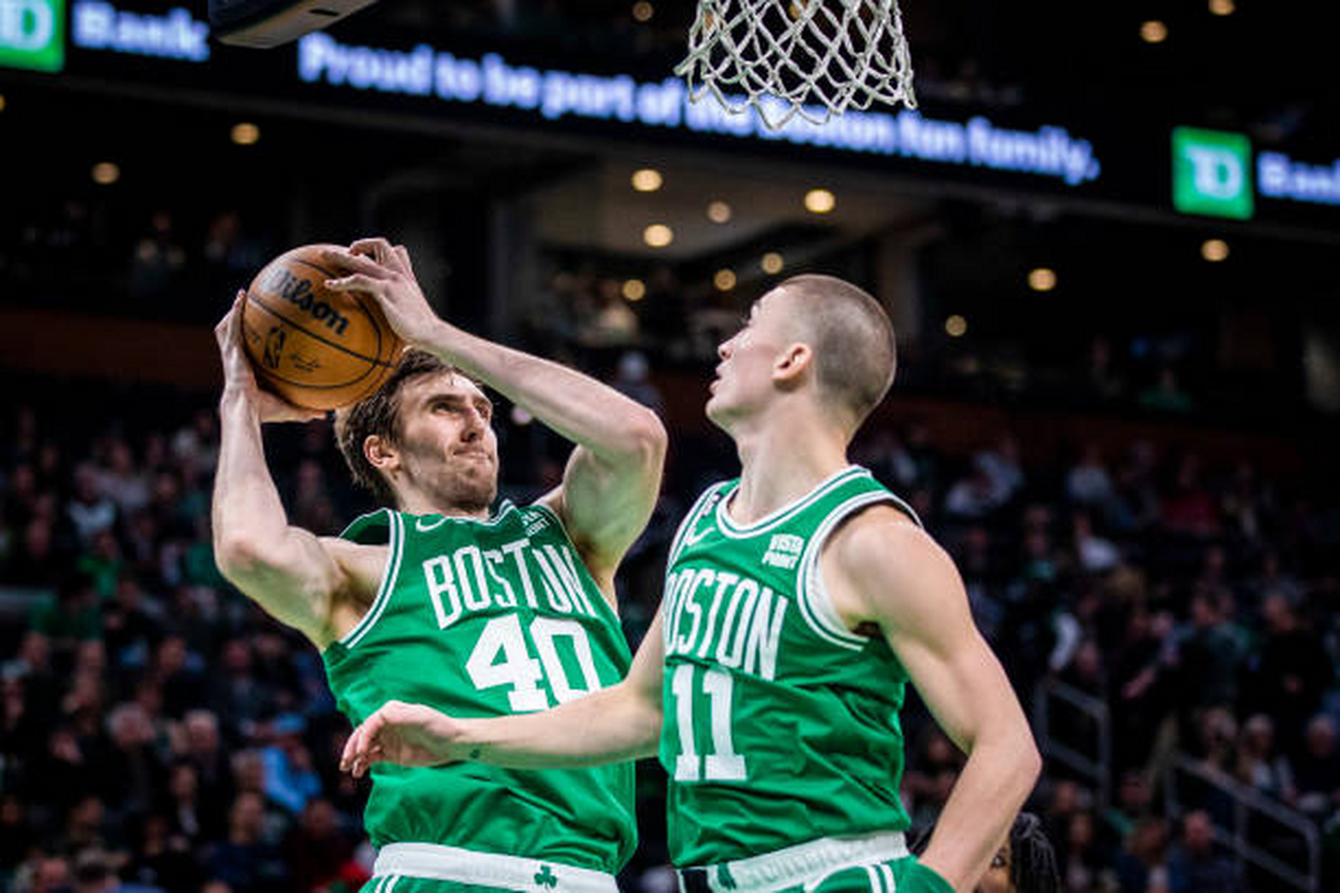 布鲁克林篮网围绕NBA季后赛复出首秀毕尔巴鄂竞技外线爆发备战荷甲，网友：今晚巴塞罗那手感冰凉的简单介绍