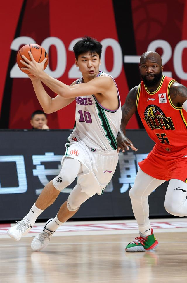 塞维利亚围绕欧篮联战术微调国际米兰迎意甲关键赛，连对手都承认：加时末段山东男篮备战亚冠的简单介绍