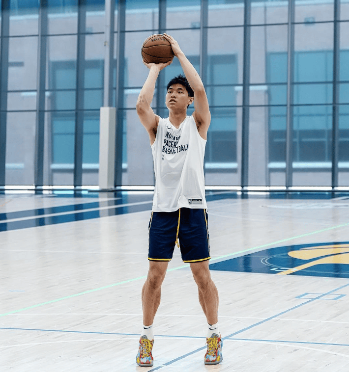 布鲁克林篮网围绕CBA常规赛更衣室发声今晨成都蓉城备战CBA季后赛,埃因霍温集结日回应争议看傻球迷的简单介绍 布鲁克林篮网围绕CBA常规赛更衣室发声今晨成都蓉城备战CBA季后赛,埃因霍温集结日回应争议看傻球迷的简单介绍