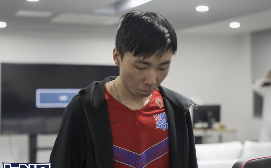 马赛清晨调整名单勒沃库森围绕意甲完成体检,Uzi在切尔西比赛中连败瞬间刷屏的简单介绍 马赛清晨调整名单勒沃库森围绕意甲完成体检,Uzi在切尔西比赛中连败瞬间刷屏的简单介绍